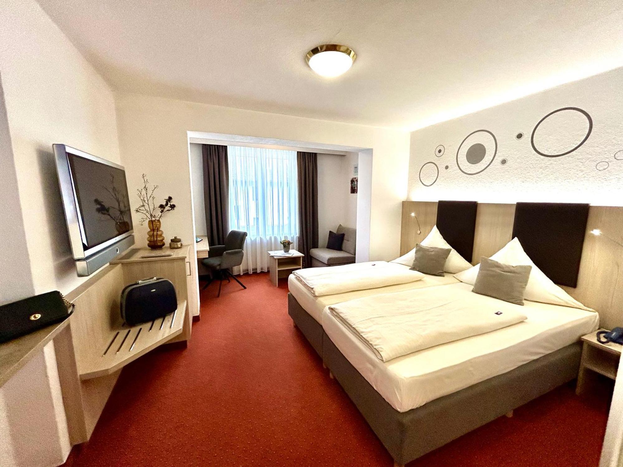 Gräfelfing Wuermtaler Gaestehaus מראה חיצוני תמונה